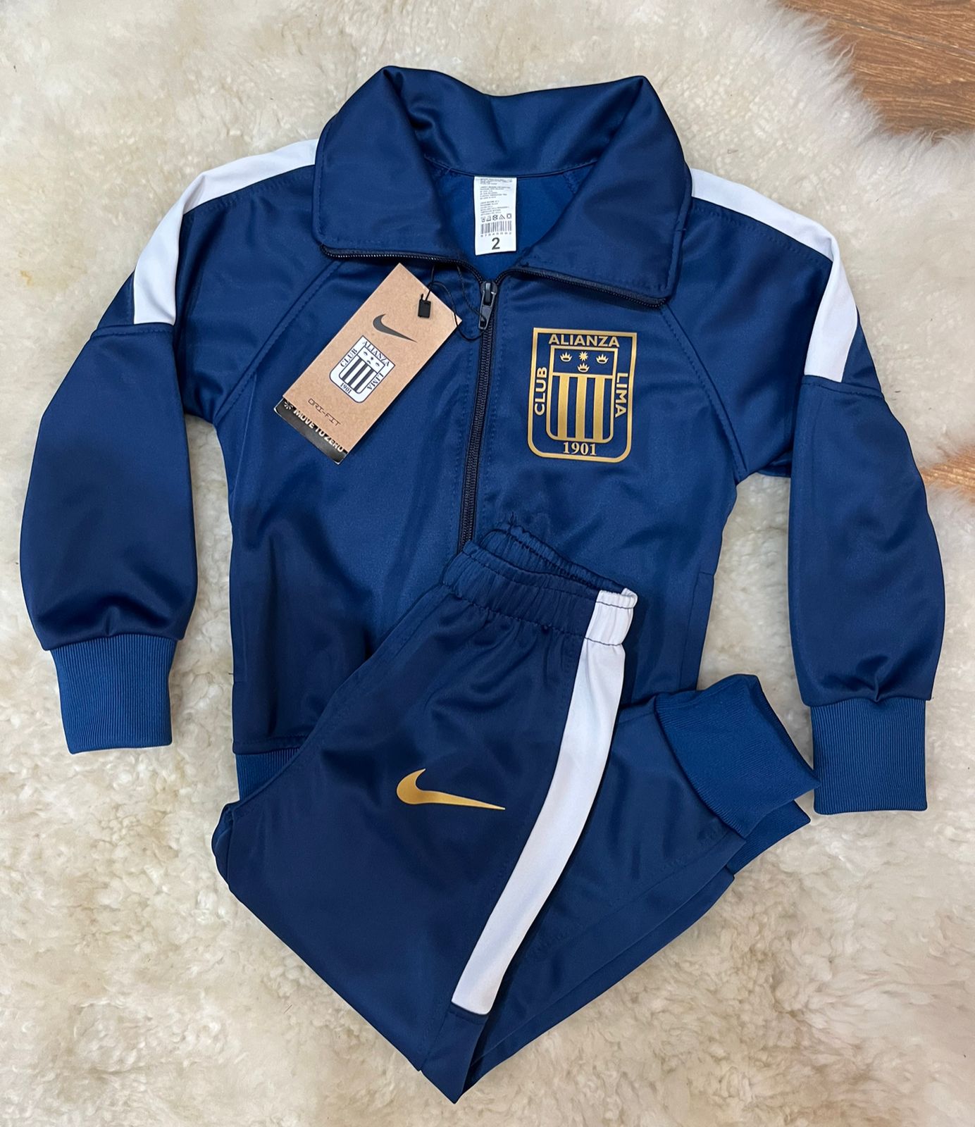 CONJUNTOS DEPORTIVOS "ALIANZA LIMA"